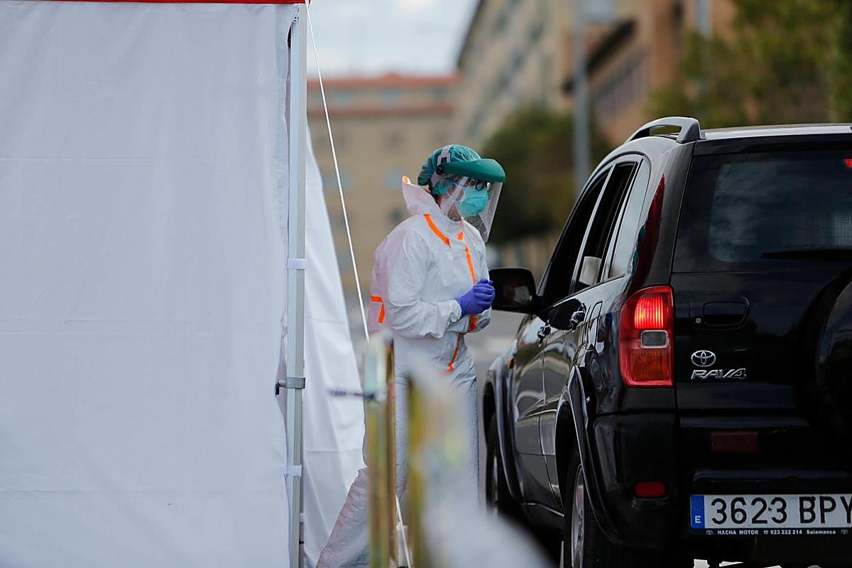Pruebas sin bajarse del coche en el centro de salud de Capuchinos