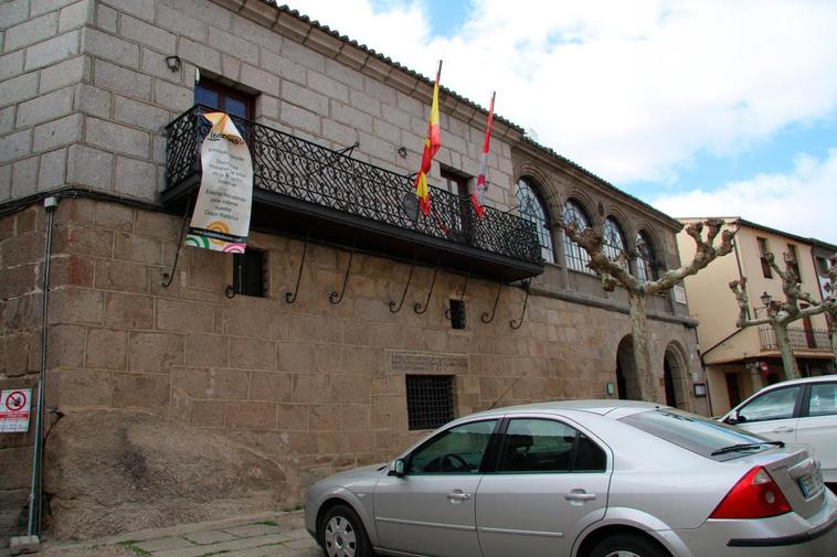 Fachada de la Casa Consistorial de Ledesma