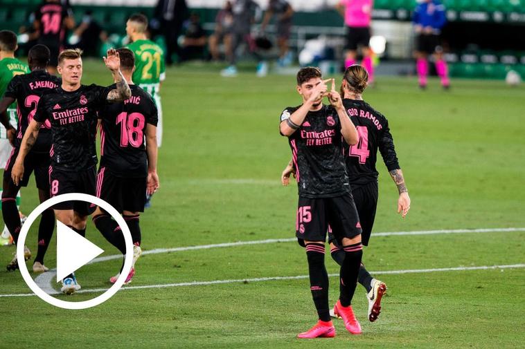 Valverde celebra el primer tanto del Real Madrid.