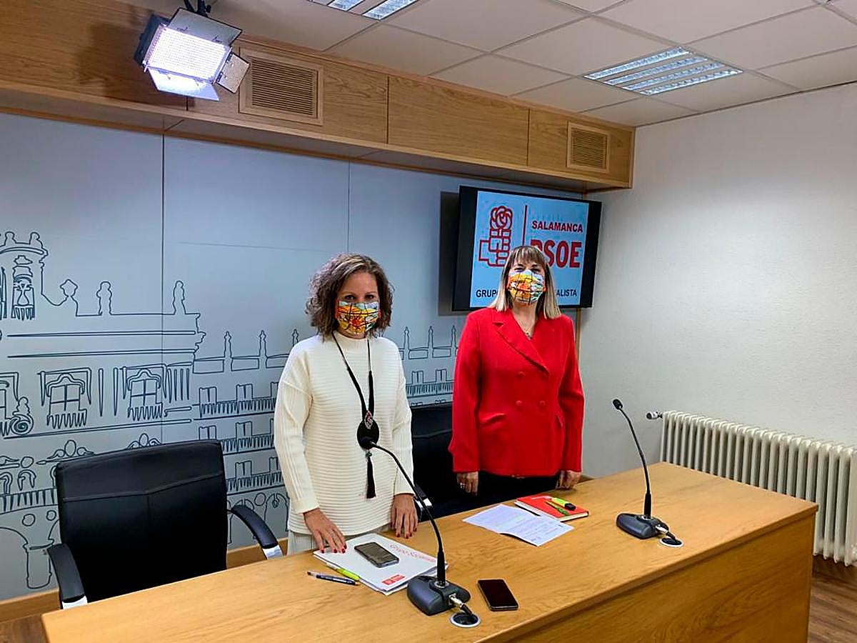 Las ediles socialistas Marian Recio y María García.