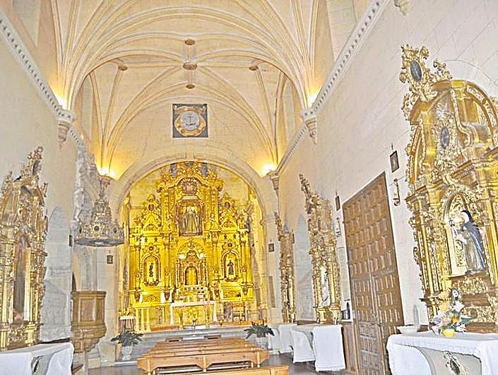 Interior de la iglesia del convento de Las Isabeles, del siglo XV.