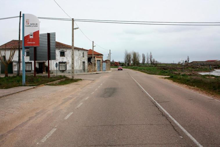 La entrada a la localidad de Forfoleda.