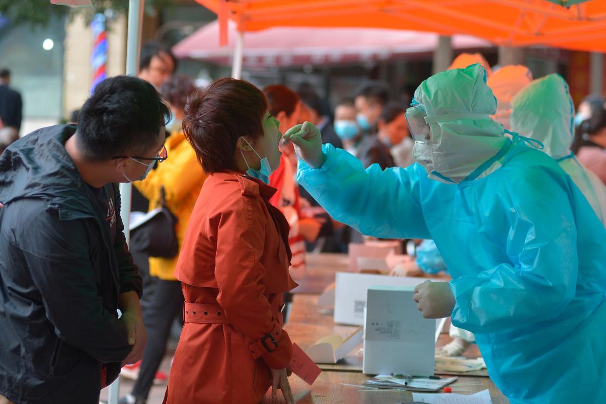 Pruebas del coronavirus en China.