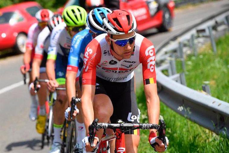 Tim Wellens reina en la fuga y Roglic se mantiene líder