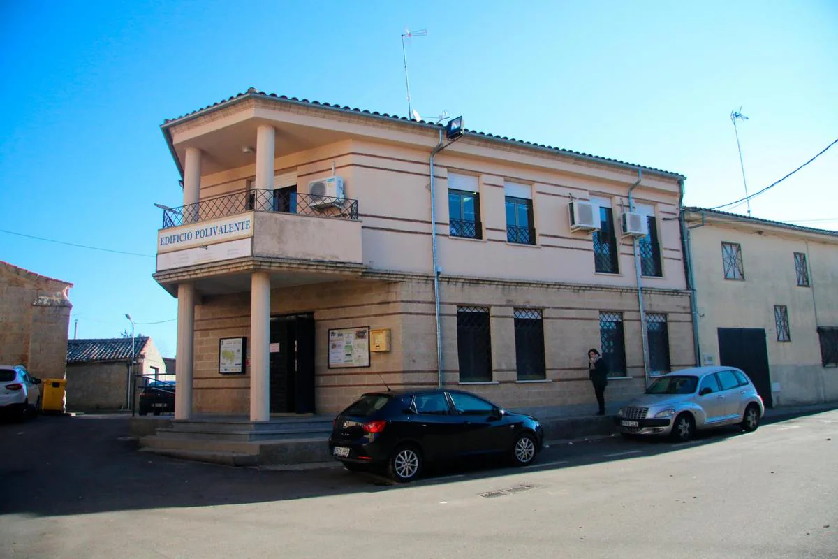 Edificio polivalente de Calzada de Valdunciel, uno de los municipios que más vecinos ha sumado.