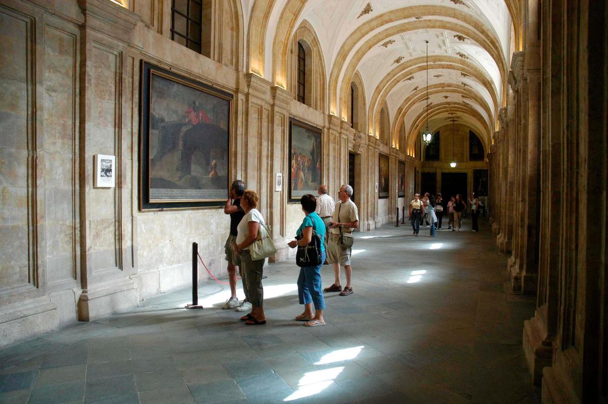 Interior de la Universidad Pontificia.