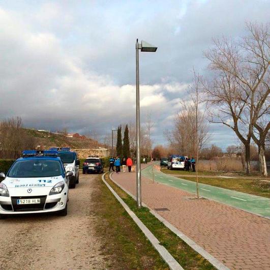 Patrullas policiales en el Parque Fluvial, donde B.G.G. presuntamente cometió otro robo con fuerza en el mes de febrero