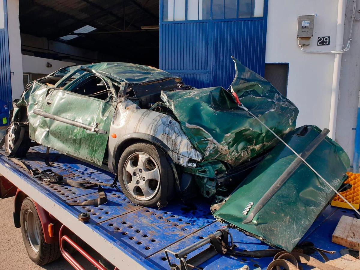 De este modo quedó el coche siniestrado tras el accidente