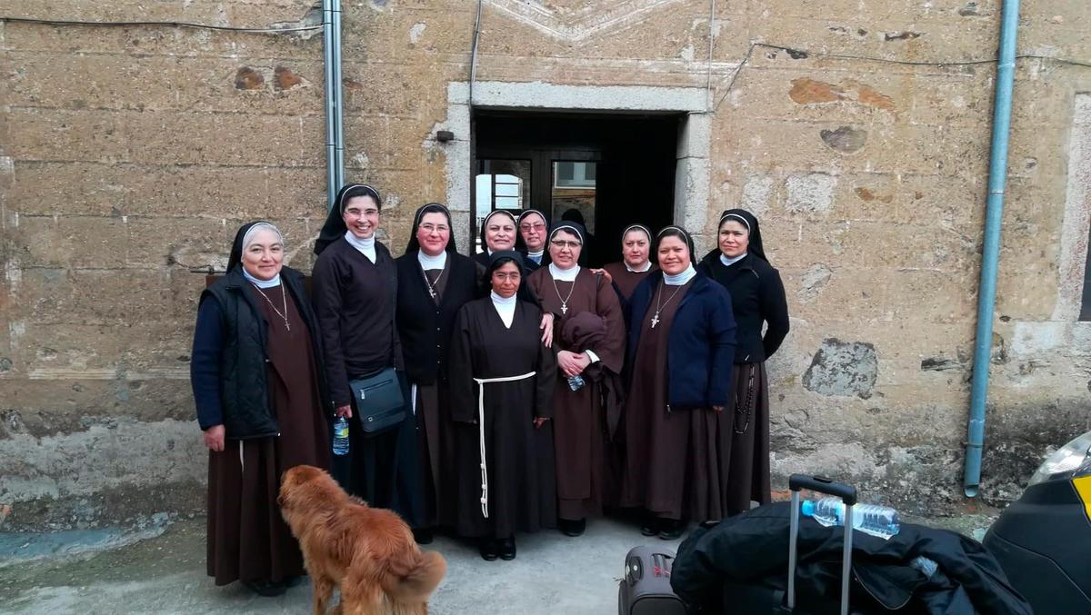 En el monasterio de El Zarzoso, en El Cabaco, viven en este momento nueve hermanas franciscanas.