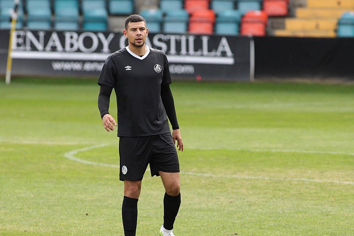 Luis Madrigal en un encuentro con el Salamanca UDS.