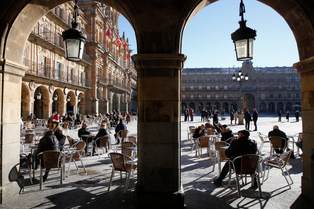 Terrazas en la Plaza Mayor de Salamanca.