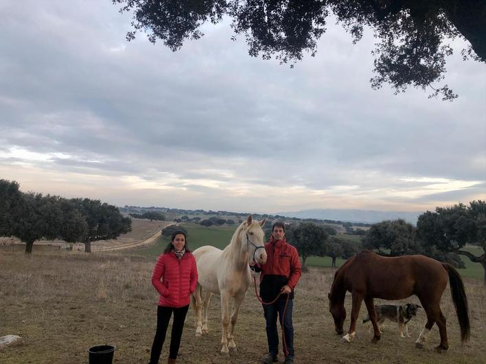 Alicia Tio y Rubén Rodríguez han vuelto a su pueblo, Cespedosa de Tormes.