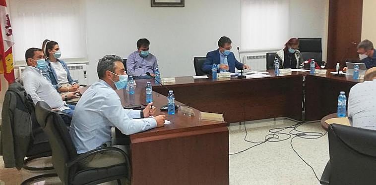 Uno de los últimos plenos presenciales de Cabrerizos.