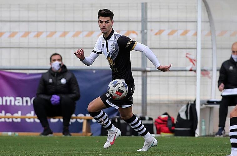 Diego Hernández, delantero del Unionistas.