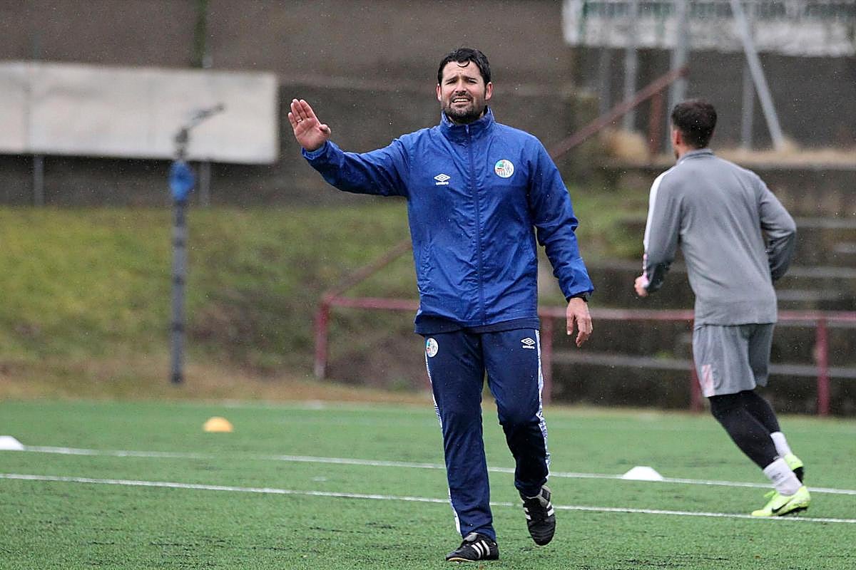 Lolo Escobar en un entrenamiento del Salamanca