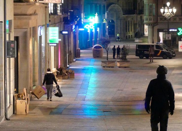 Calles vacías en Salamanca tras el toque de queda