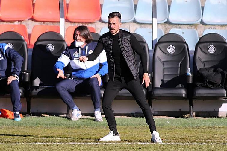 Rubén de la Barrera, entrenador del Deportivo.