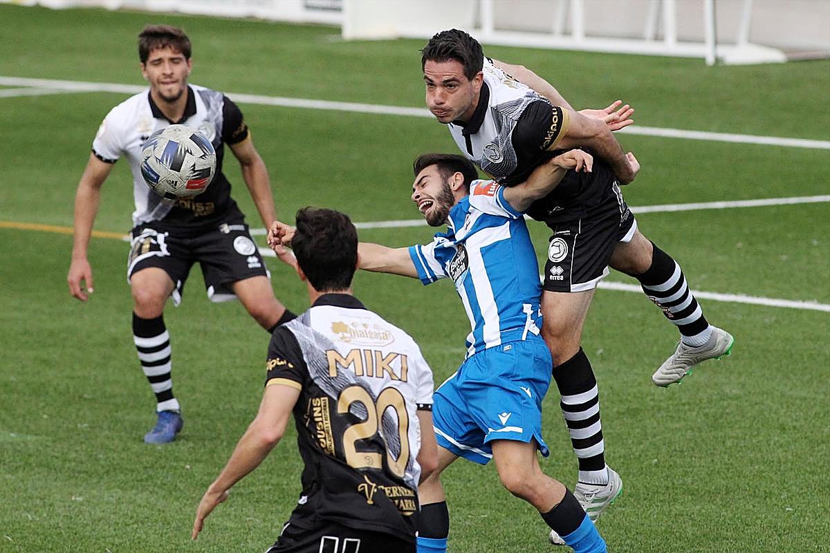 Ramiro Mayor, defensa central del Unionistas.