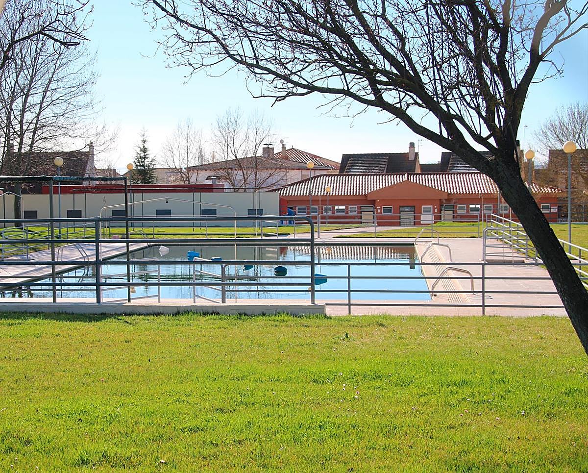 La piscina municipal de la localidad de Cabrerizos.