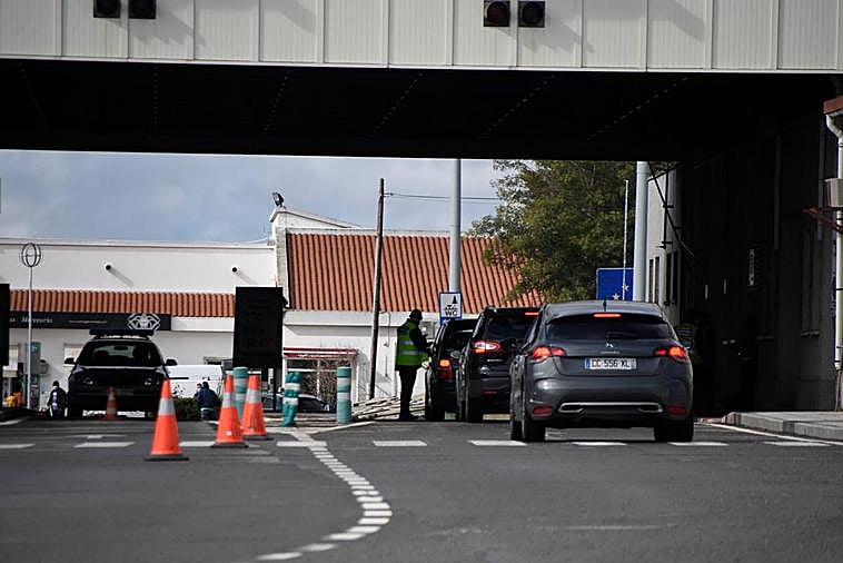 Paso fronterizo en Fuentes de Oñoro.