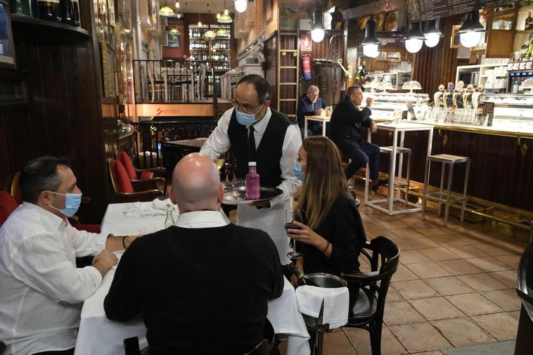 Interior de un restaurante salmantino antes del cierre del 13 de enero.