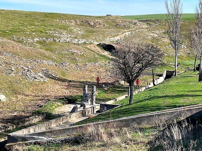 Los trabajos en el entorno de la fuente de El Cornezuelo.