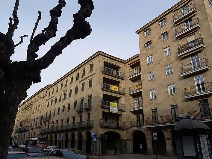 Edificio que acogerá temporalmente la Audiencia Provincial.