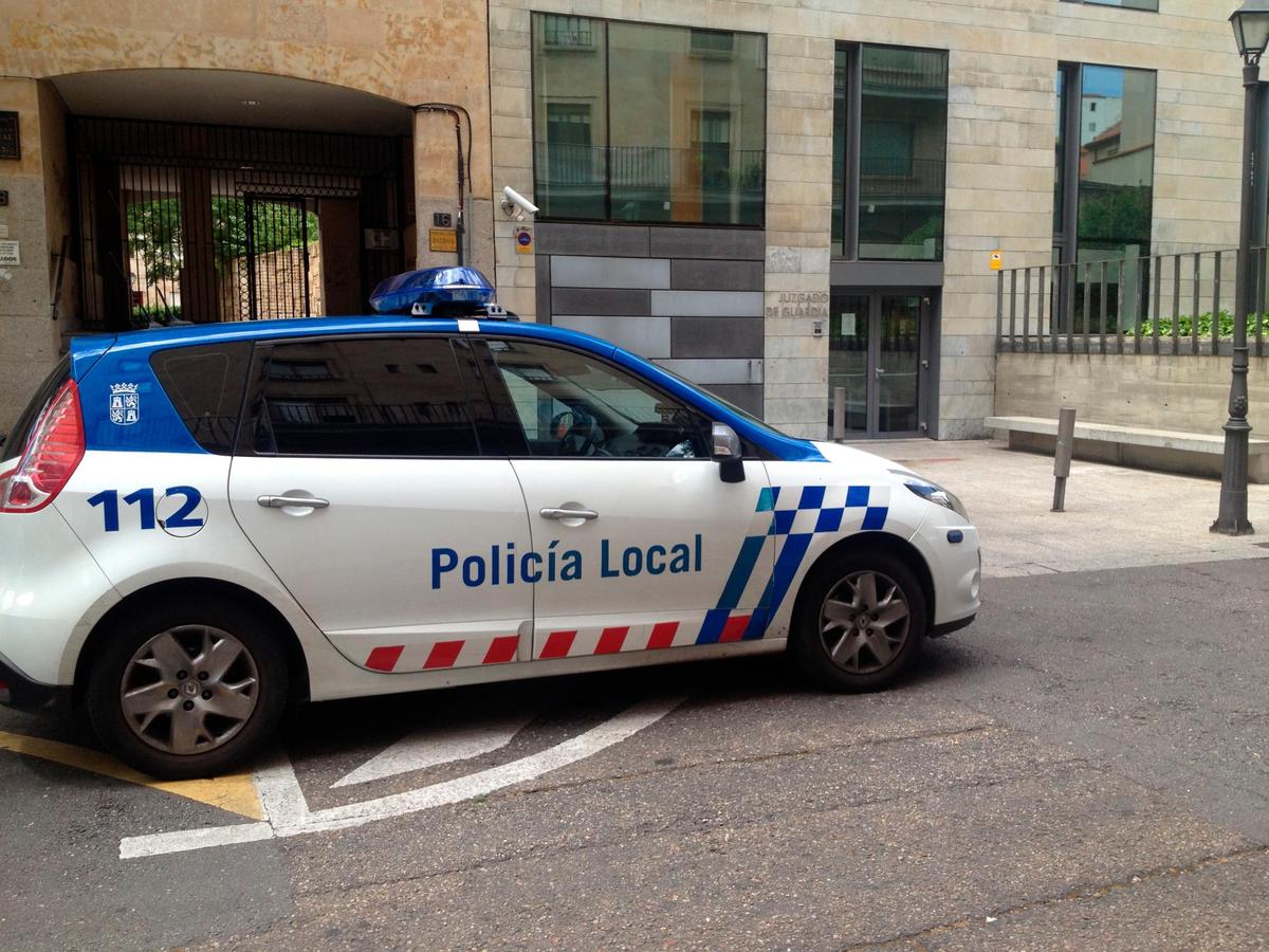 Coche de la Policía Local de Salamanca.
