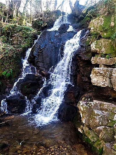 Imagen de la cascada conocida como “La Mangá” en el término municipal de Candelario.