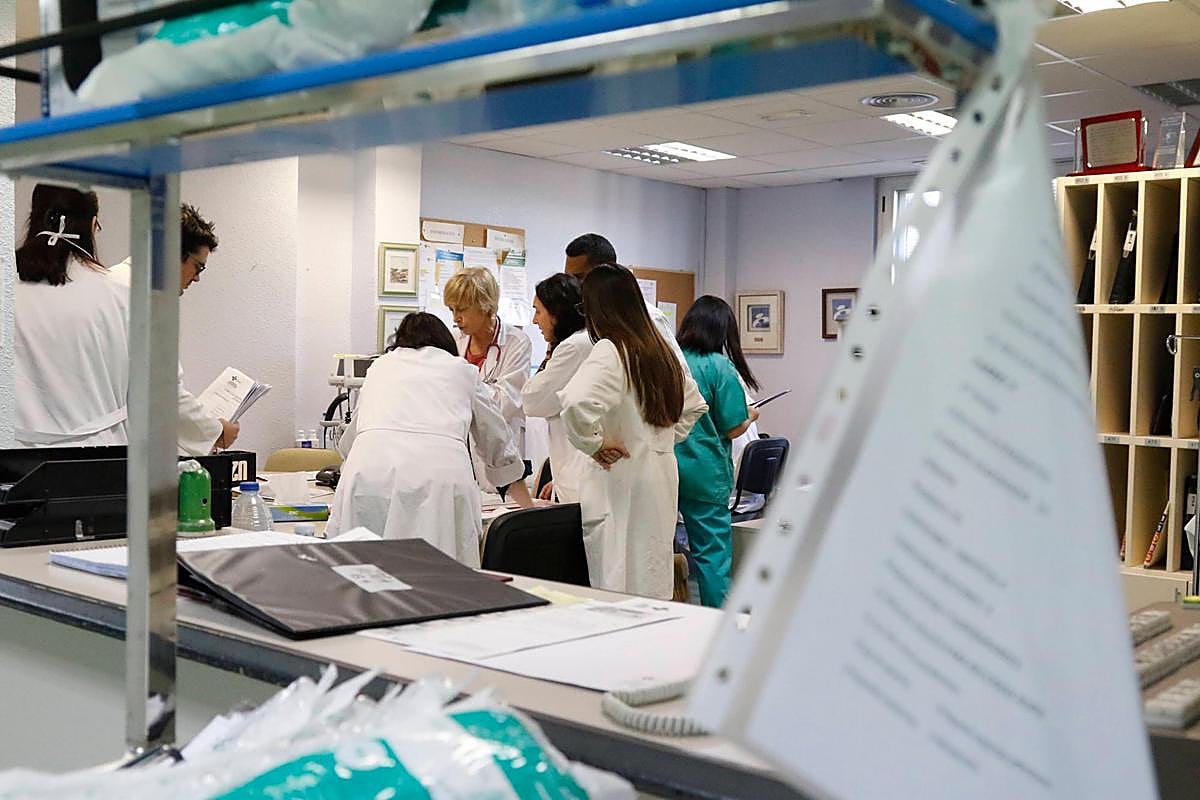 Profesionales del servicio de Hematología en una imagen anterior a la pandemia.