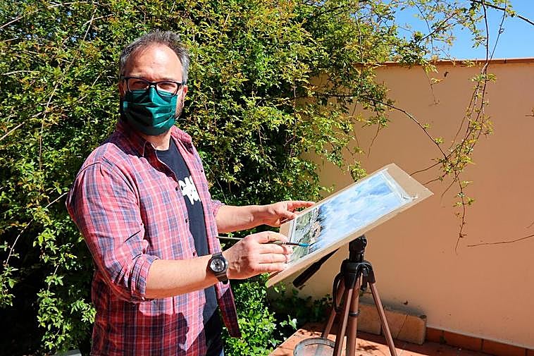 Jordi Sangenís pintando una de sus acuarelas al aire libre.
