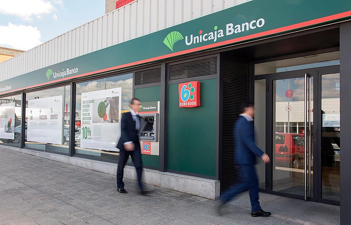 Una oficina de Unicaja Banco