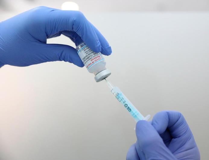 La vacuna china contra la covid, autorizada para uso de emergencia por la OMS