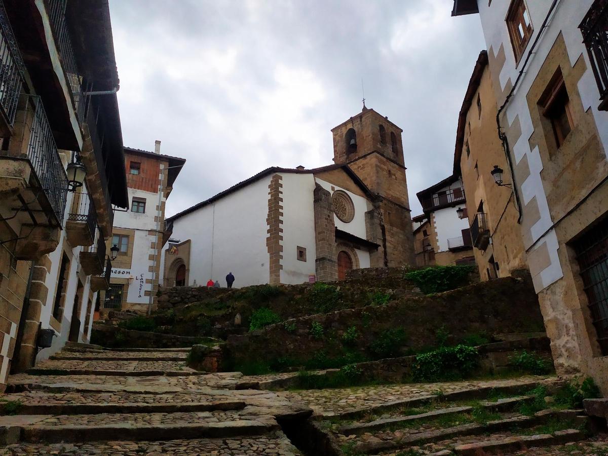 Imagen de la cuesta de la Romana de Candelario.