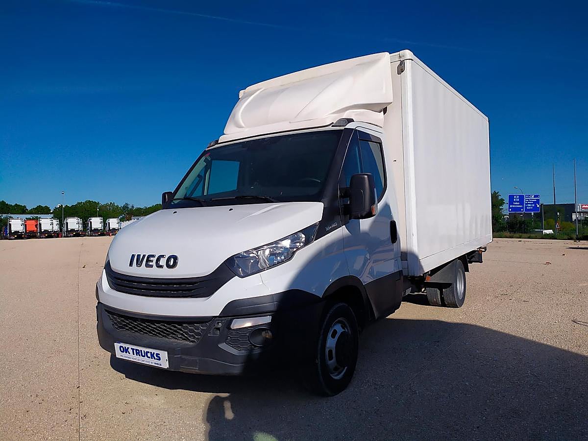 IVECO 35C14 | Kilómetros: 64.909 km | Fecha matriculación: 2016 | Combustible: Diésel | Equipamiento: Caja 20m³ | Precio: 18.500 euros + IVA