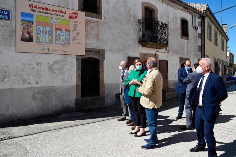 Presentación proyecto “Viviendas en Red”, en Peralejos de Abajo