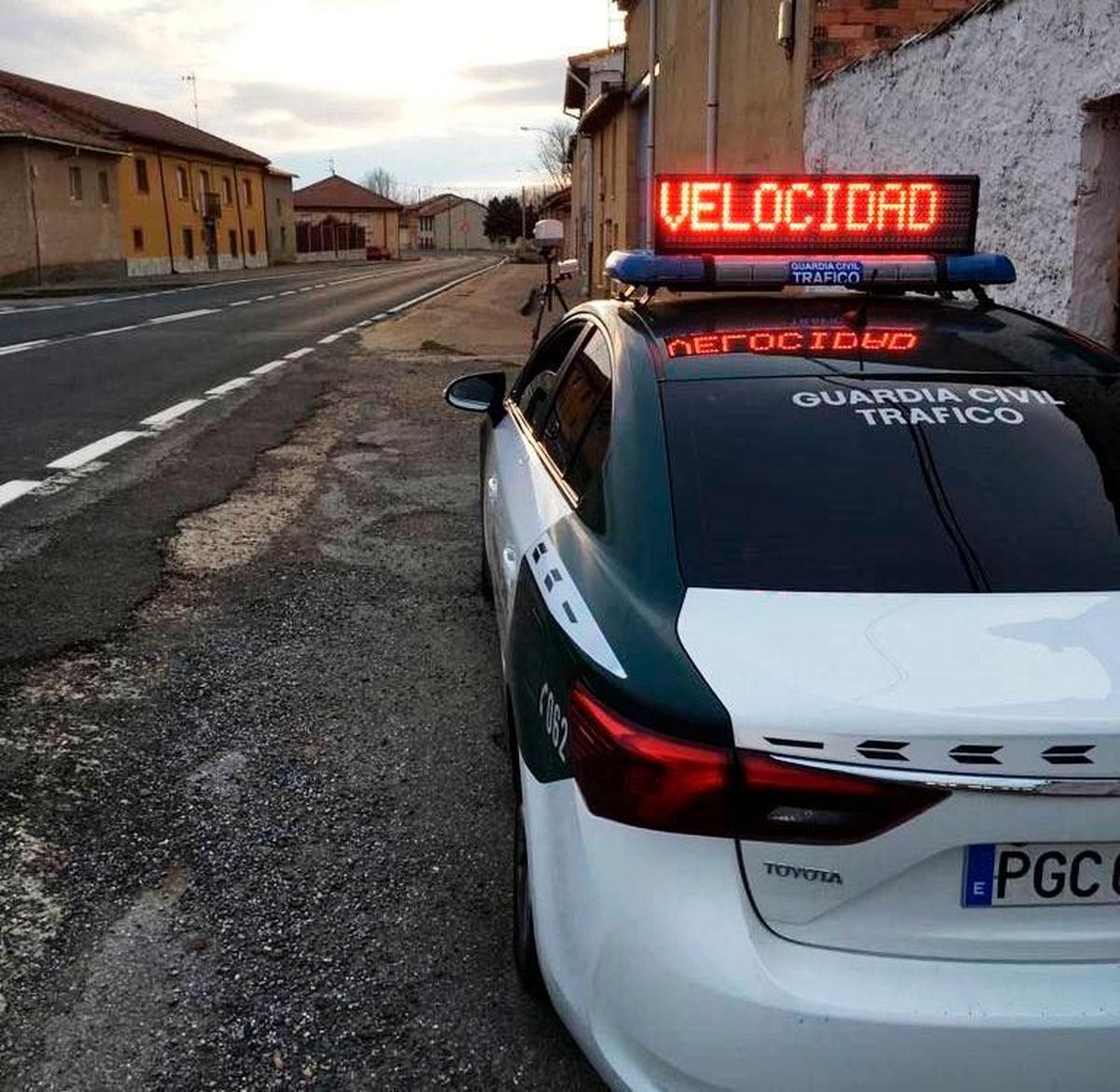 Control de velocidad de la Guardia Civil.