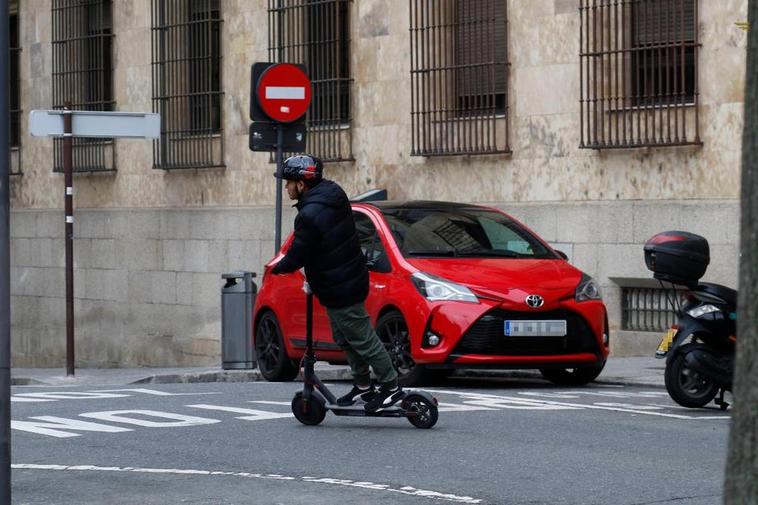 Los patinetes son una opción para la movilidad en Salamanca.