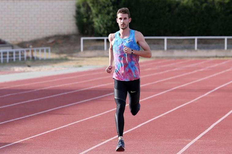 Álvaro de Arriba en un entrenamiento en Las Pistas.