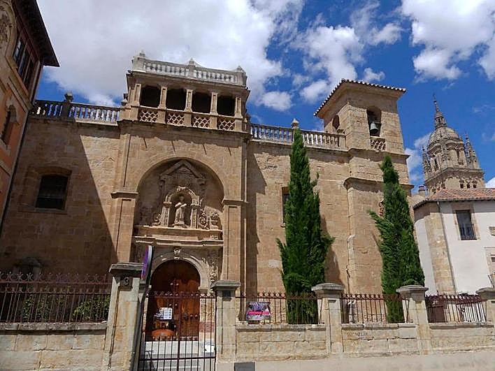 Fachada de la iglesia de San Millán, hoy centro de interpretación.