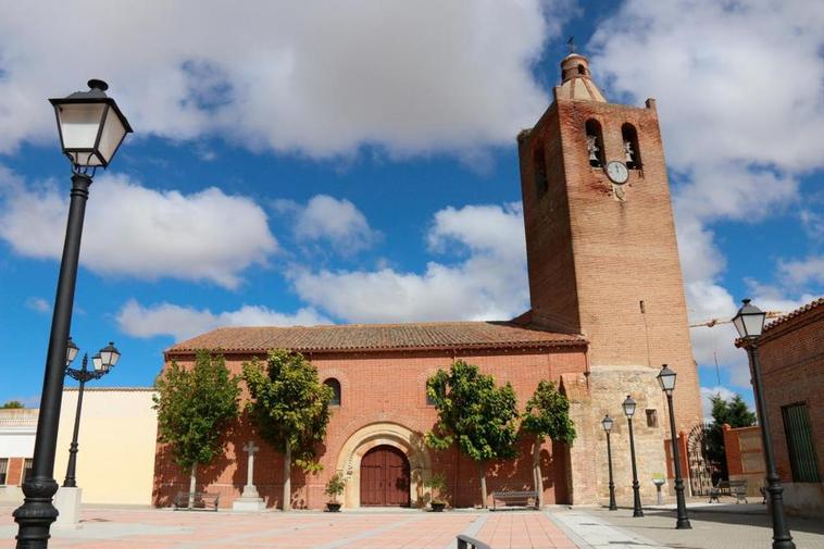 Iglesia de San Pedro Apóstol de Paradinas de San Juan