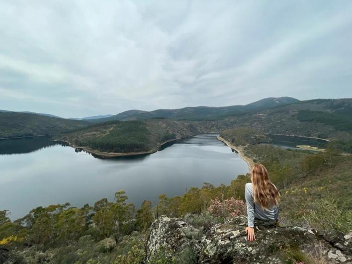 El meandro del Melero, visto desde la vertiente salmantina.