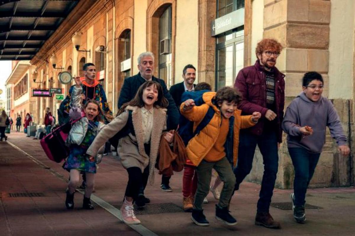 Fotograma de la película “A todo tren, destino Asturias”