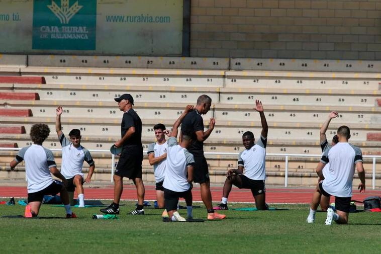 Entrenamiento del Salamanca UDS en Las Pistas este lunes.