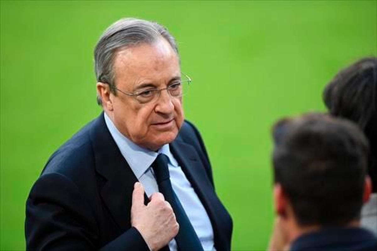 Días revueltos para Florentino Pérez, presidente del Real Madrid