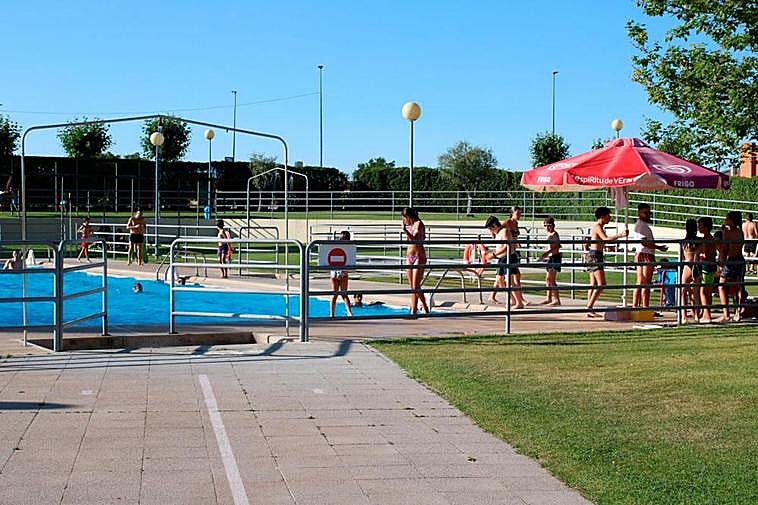 La piscina de Cabrerizos, que no se llenará, espera llegar a un aforo del 60% durante los días de la ola de calor