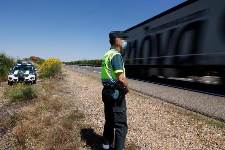 Control de la Guardia Civil en Ciudad Rodrigo.