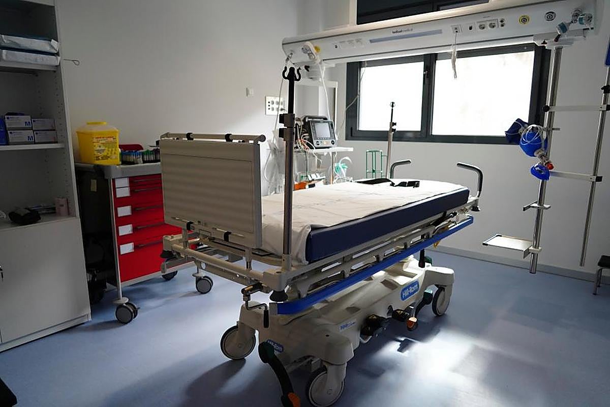 Ventana en una de las habitaciones de la zona de Urgencias.