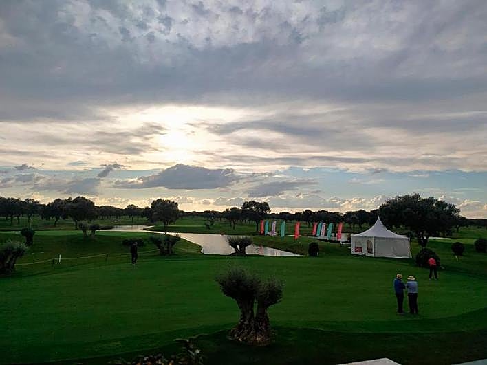 El Campo de La Valmuza, ya con todo preparado para acoger el IV Torneo LA GACETA.