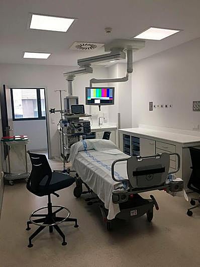 Imagen de las salas de endoscopias ya montadas en el nuevo Hospital de Salamanca.